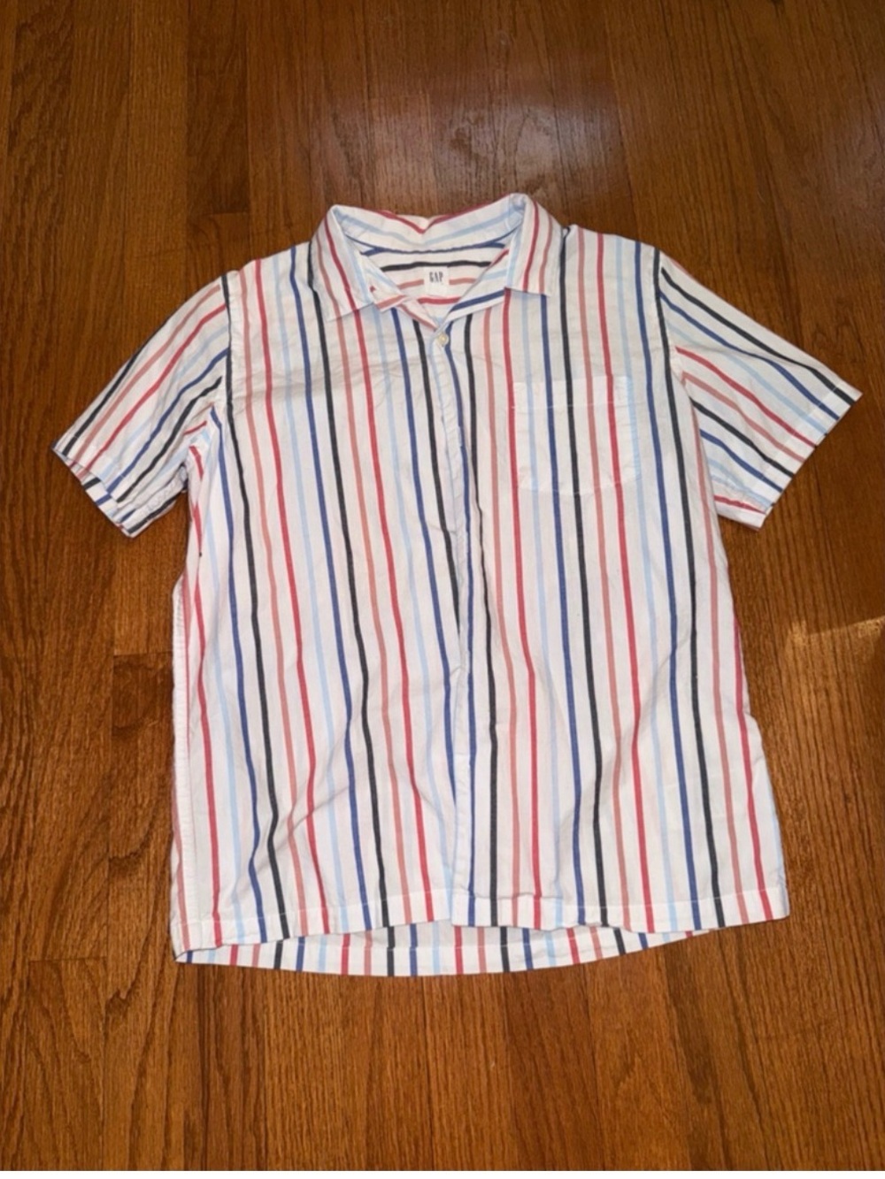 GAP Kids Short-Sleeve Button-Down Shirt - White with Red & Blue Stripes